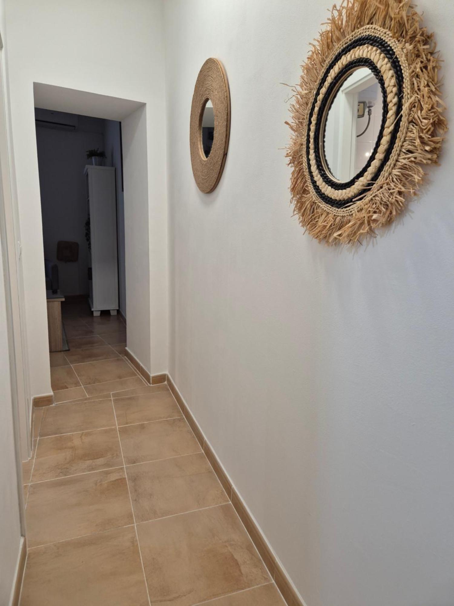 Hostfy Centro San Roman Sevilla Exterior foto
